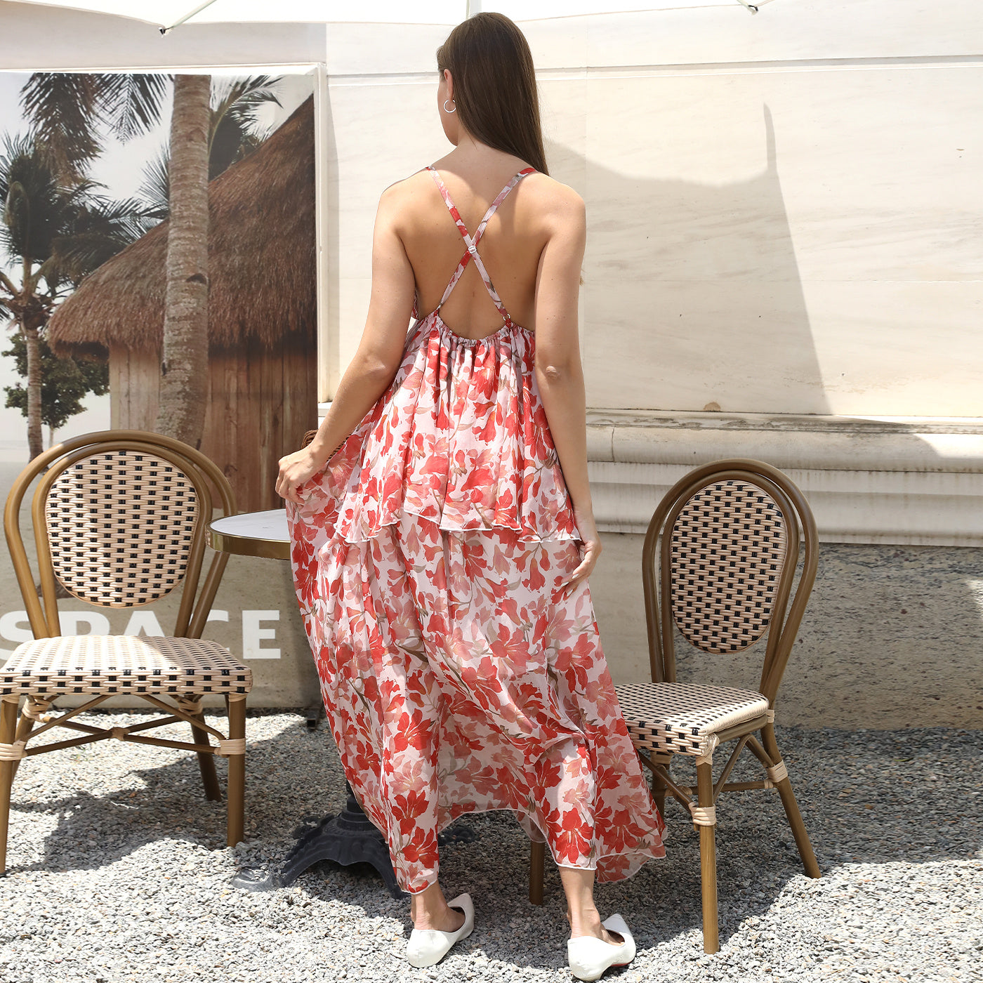 a Women's Fashion Simple Dress